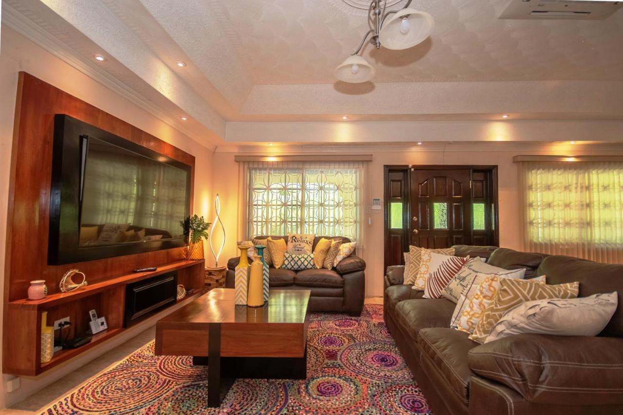 Tropical Escape Villa Ocho Rios Luaran gambar