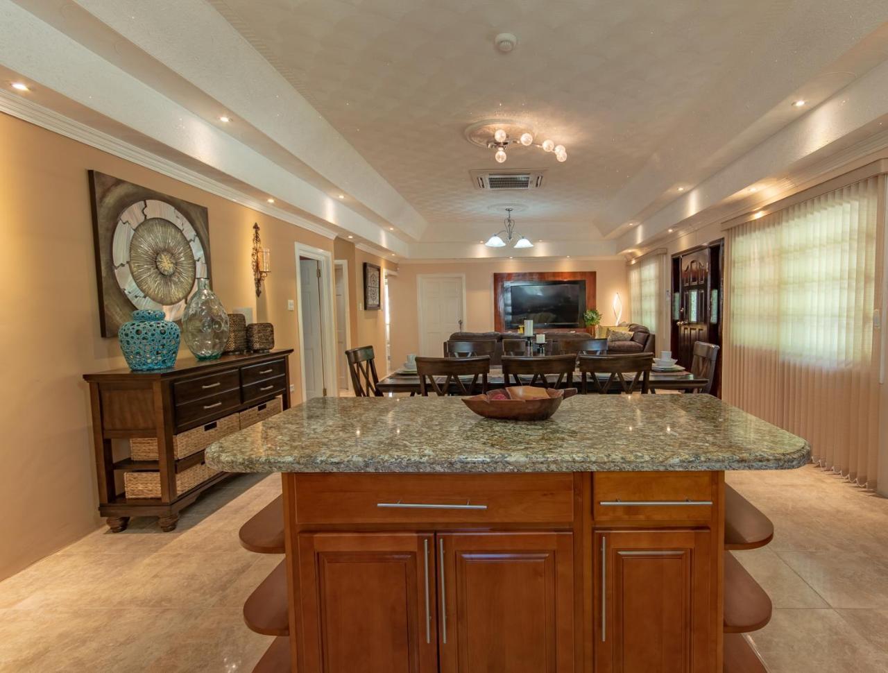 Tropical Escape Villa Ocho Rios Luaran gambar