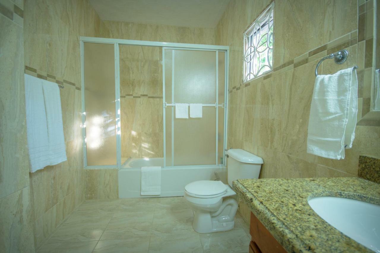 Tropical Escape Villa Ocho Rios Luaran gambar