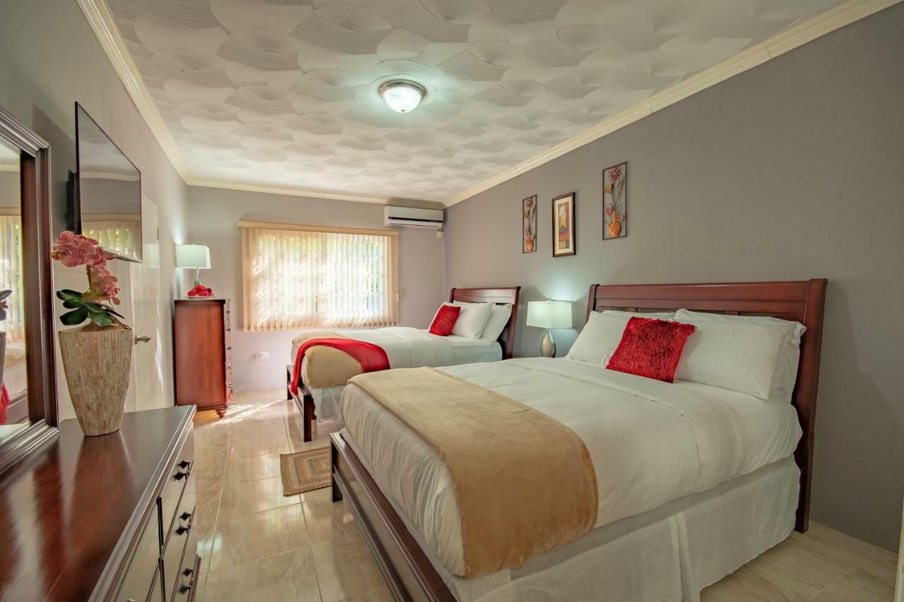 Tropical Escape Villa Ocho Rios Luaran gambar